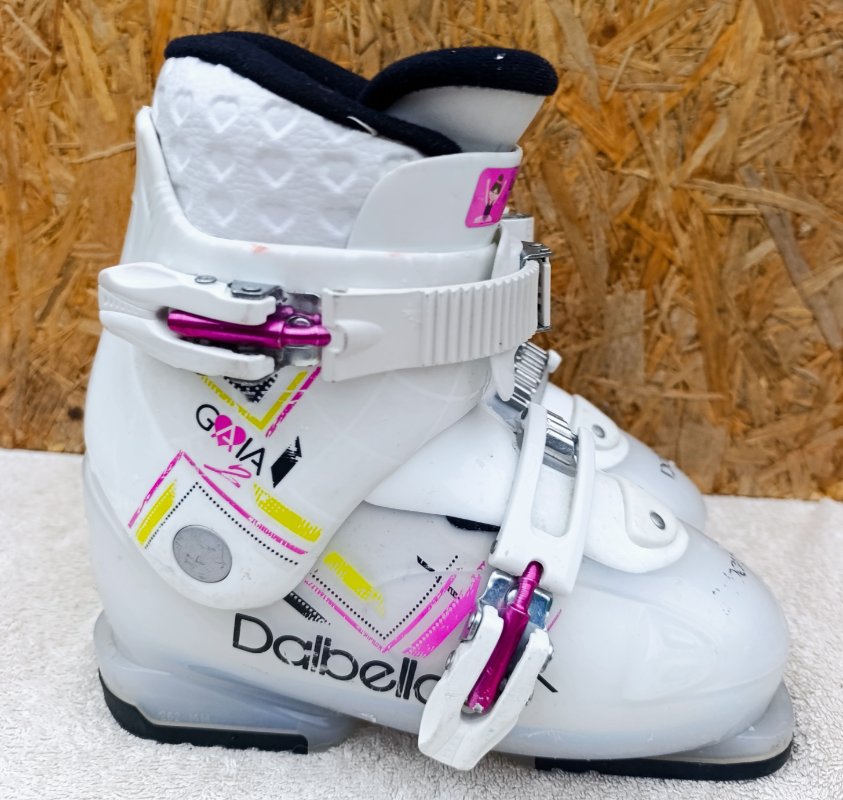 Lyžařská přilba UVEX - velikost 51-55