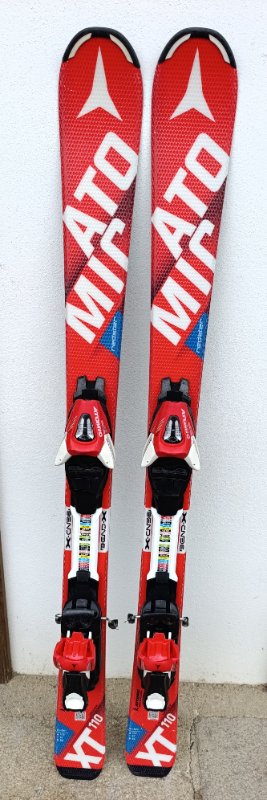 Lyžařská přilba UVEX - velikost 51-55