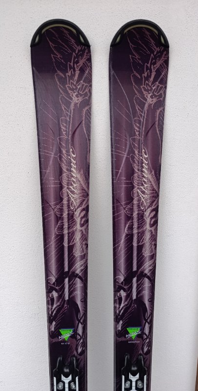 Lyžařská přilba UVEX - velikost 51-55