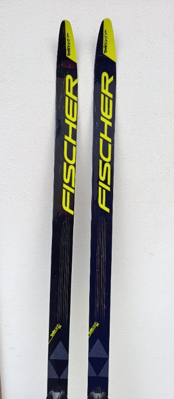 Lyžařská přilba UVEX - velikost 51-55