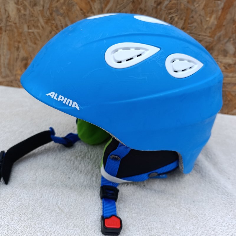 Lyžařská přilba UVEX - velikost 51-55