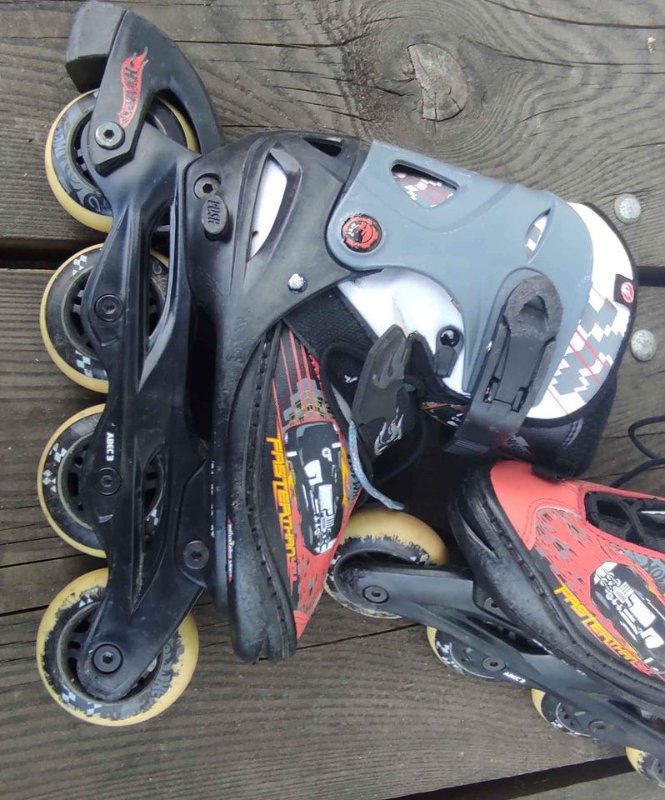 Kolečkové brusle Hy skate - velikost 39