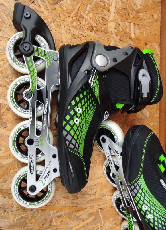 Kolečkové brusle Hy skate - velikost 39