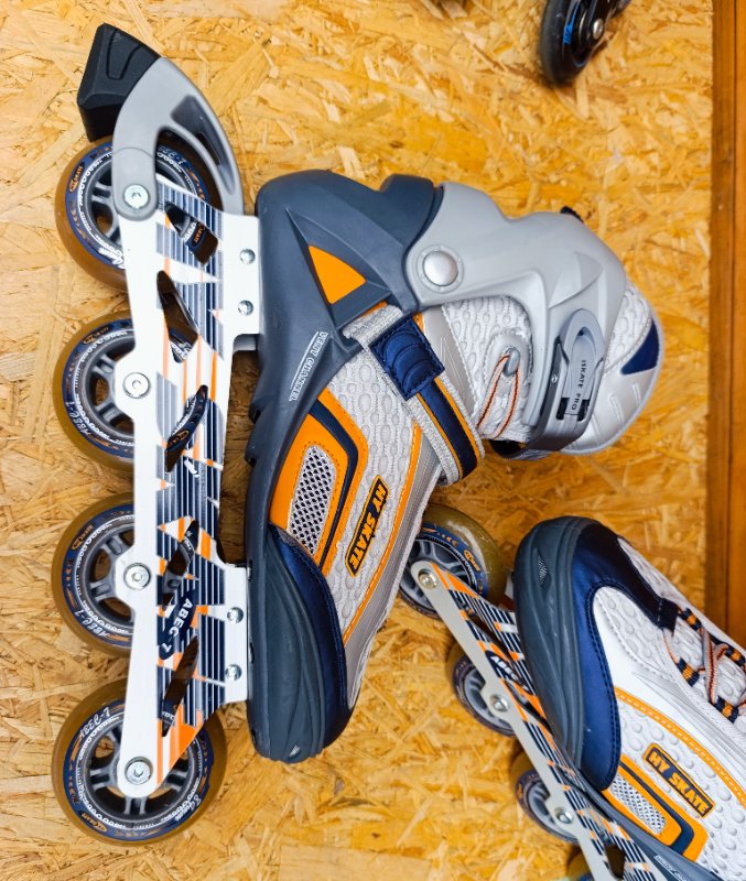 Kolečkové brusle Hy skate