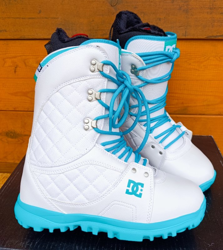 Boty na snowboard - DC Karma