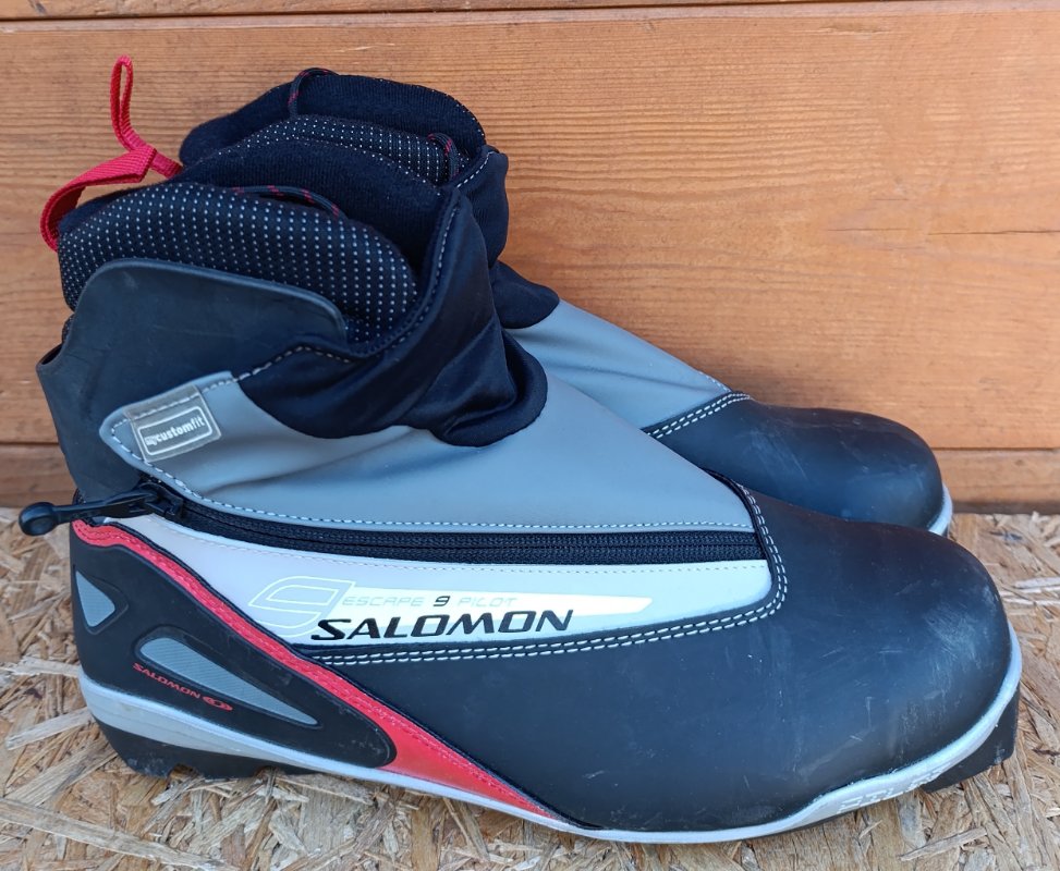 Přilba na lyže Cébé 