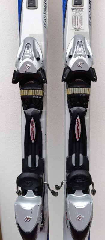 Přilba na lyže Cébé 